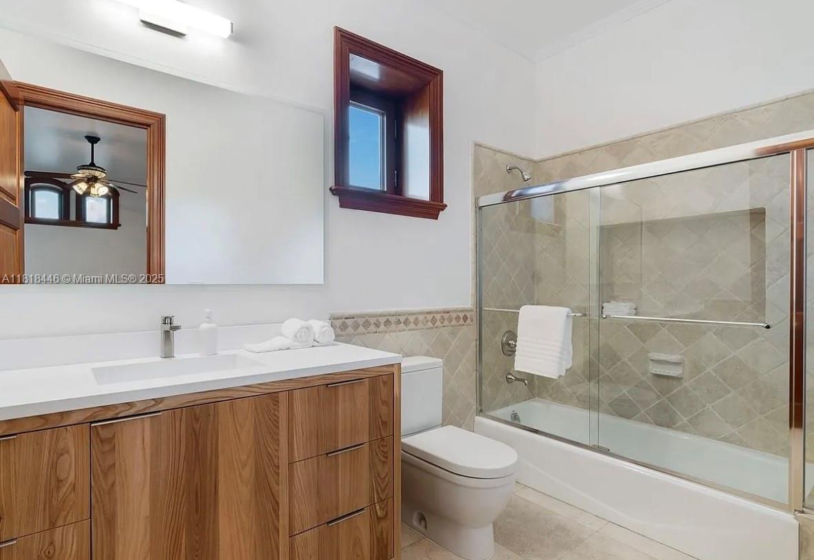 HIBISCUS ISLAND - Residential Lease