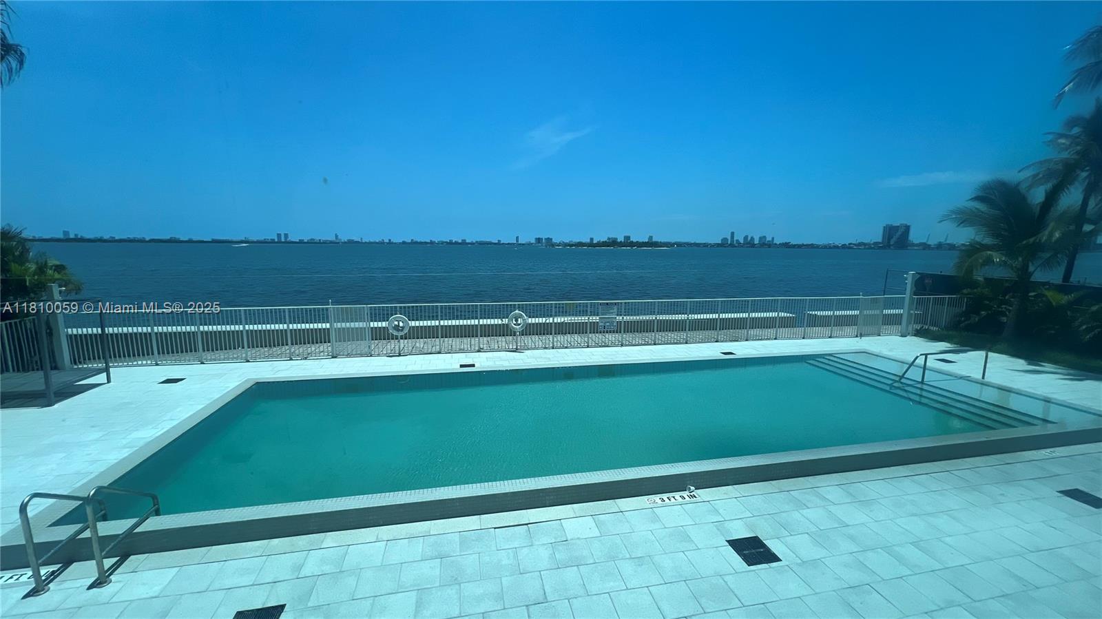 STAR LOFTS ON THE BAY CON - Residential