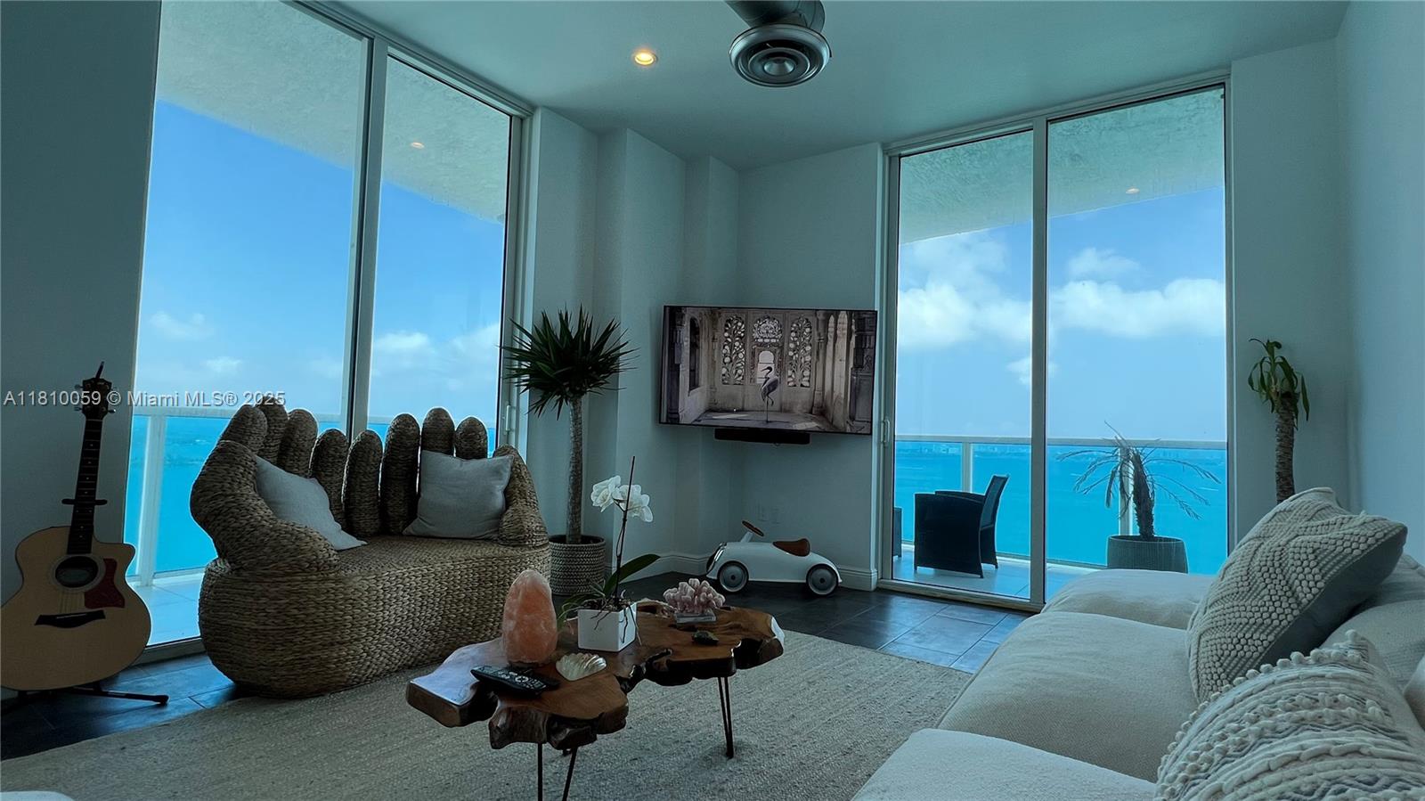 STAR LOFTS ON THE BAY CON - Residential