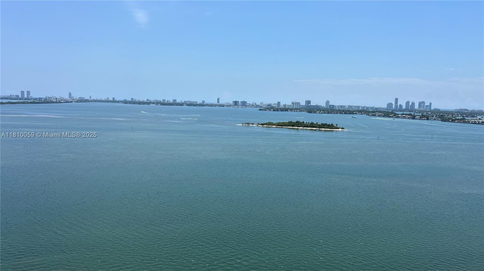STAR LOFTS ON THE BAY CON - Residential