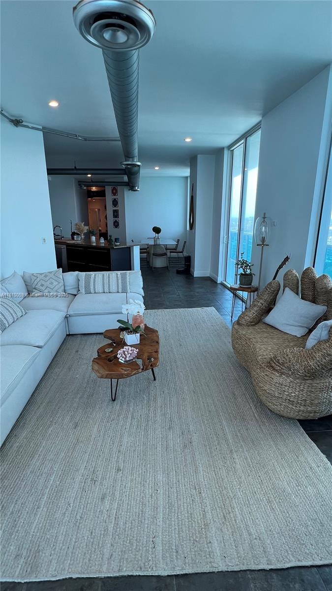 STAR LOFTS ON THE BAY CON - Residential