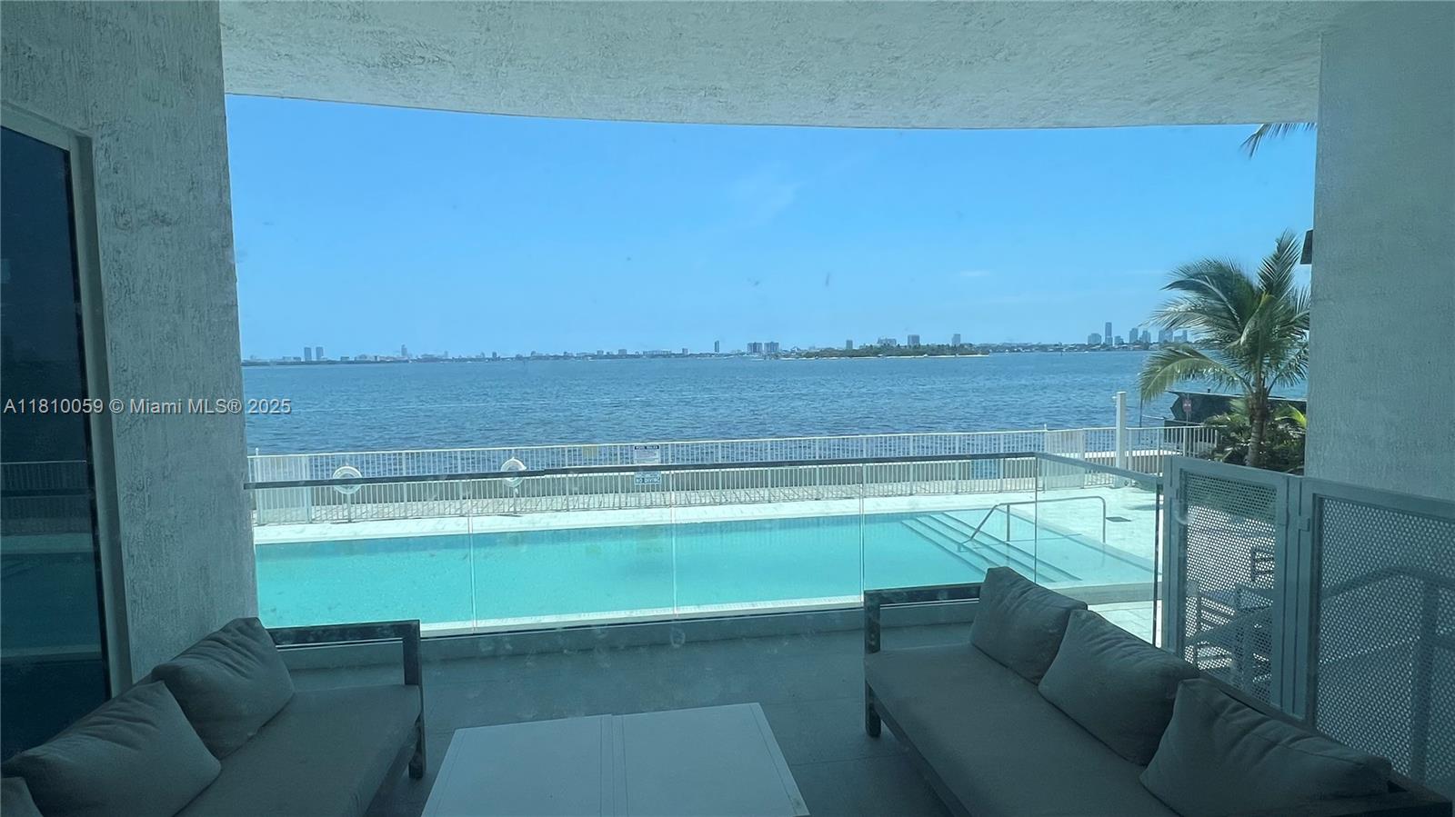 STAR LOFTS ON THE BAY CON - Residential