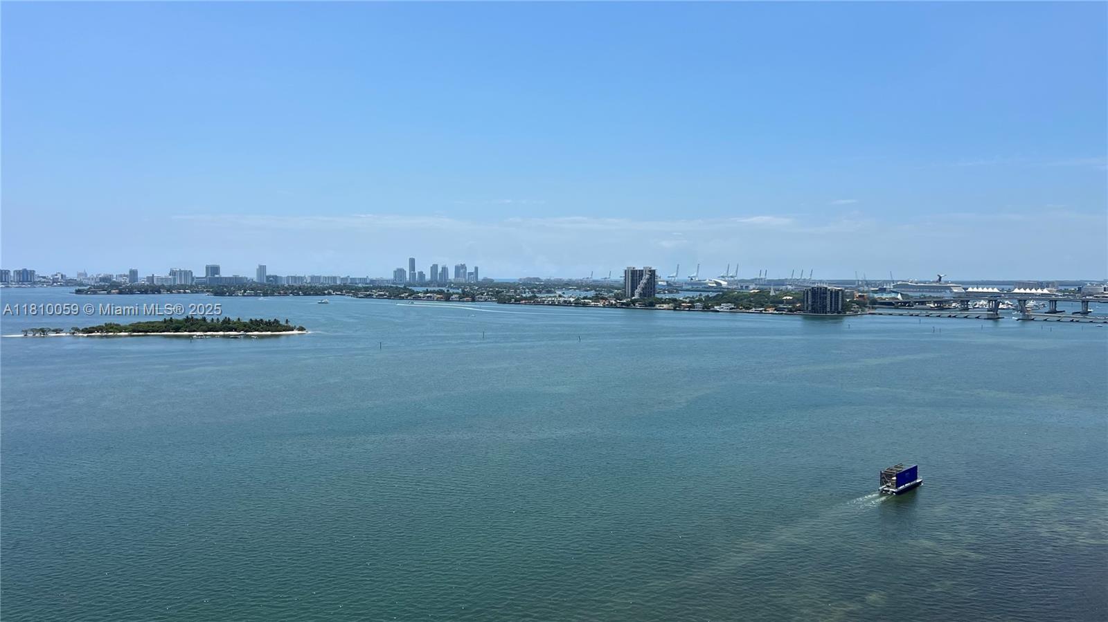 700 Ne 25th St 1703, Miami, Broward County, Florida - 2 Bedrooms  
2 Bathrooms - 