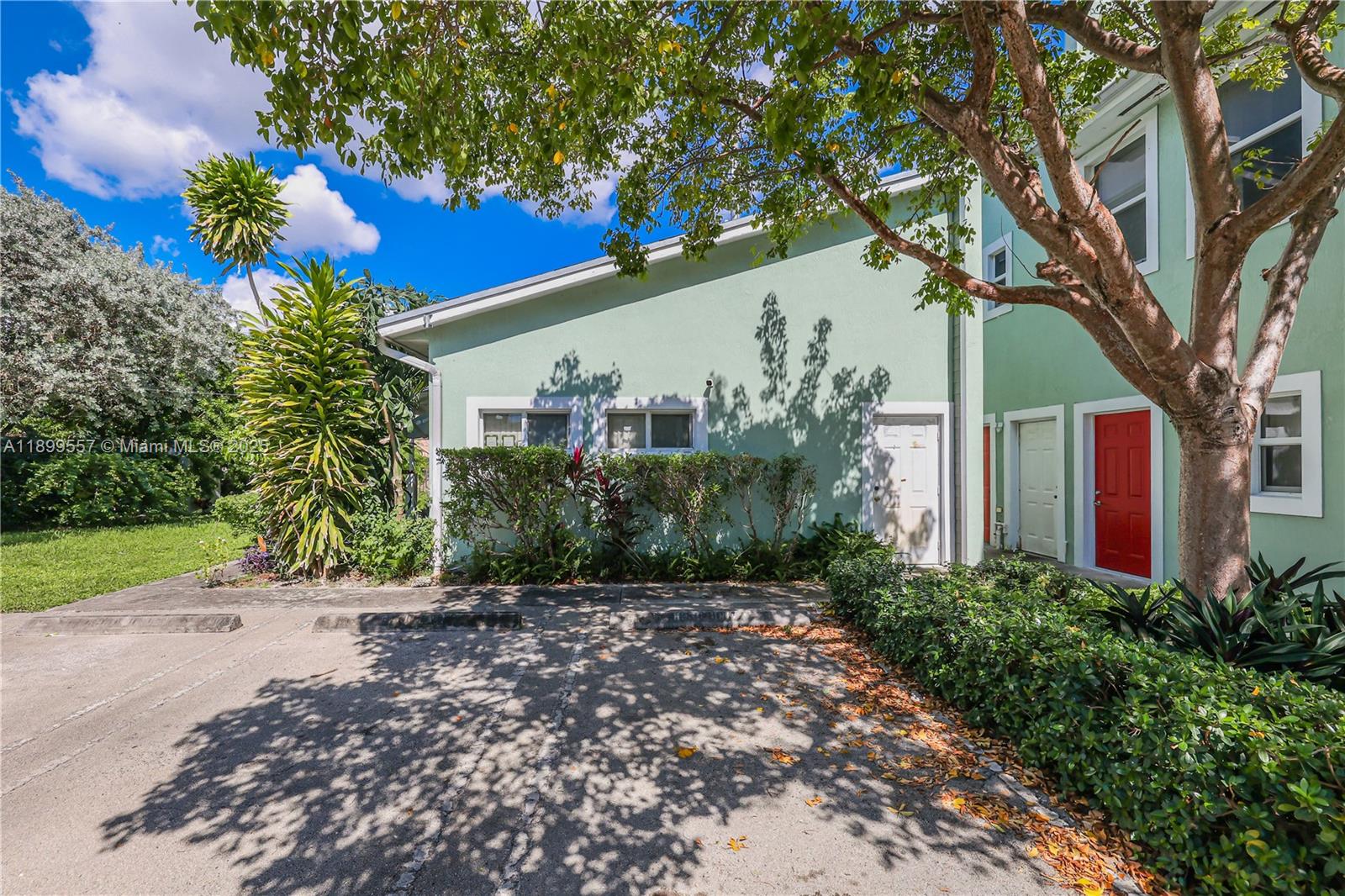 GROVELAND PK - Residential