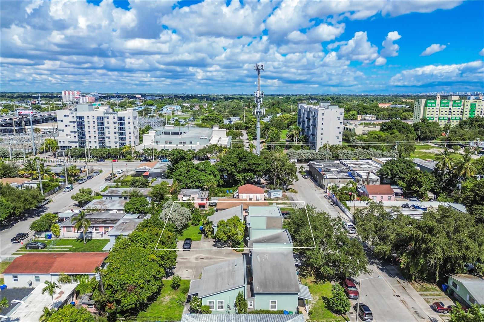 GROVELAND PK - Residential