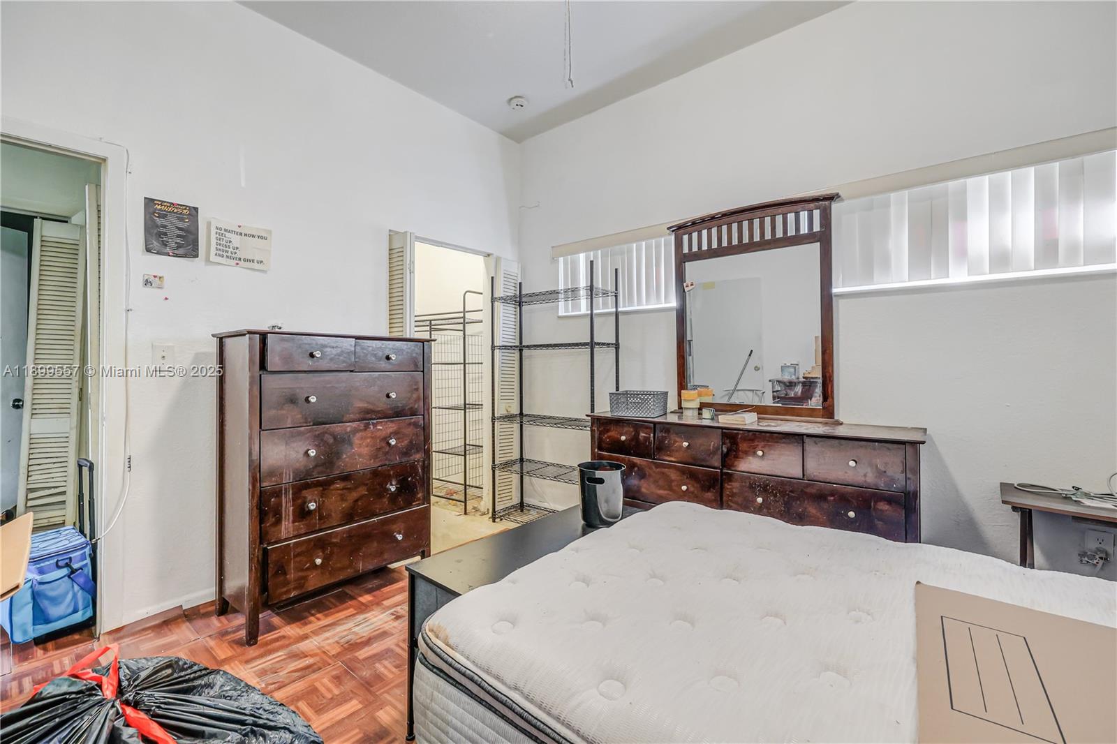 GROVELAND PK - Residential