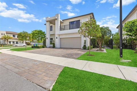 Townhomes and Villas with Garages For Sale in Miami-Dade County, FL 14 12021 SW 82nd Pl Miami FL 33156