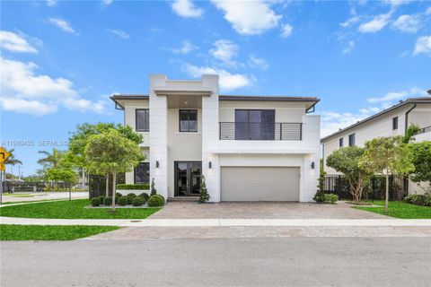 12021 SW 82nd Pl Miami FL 33156