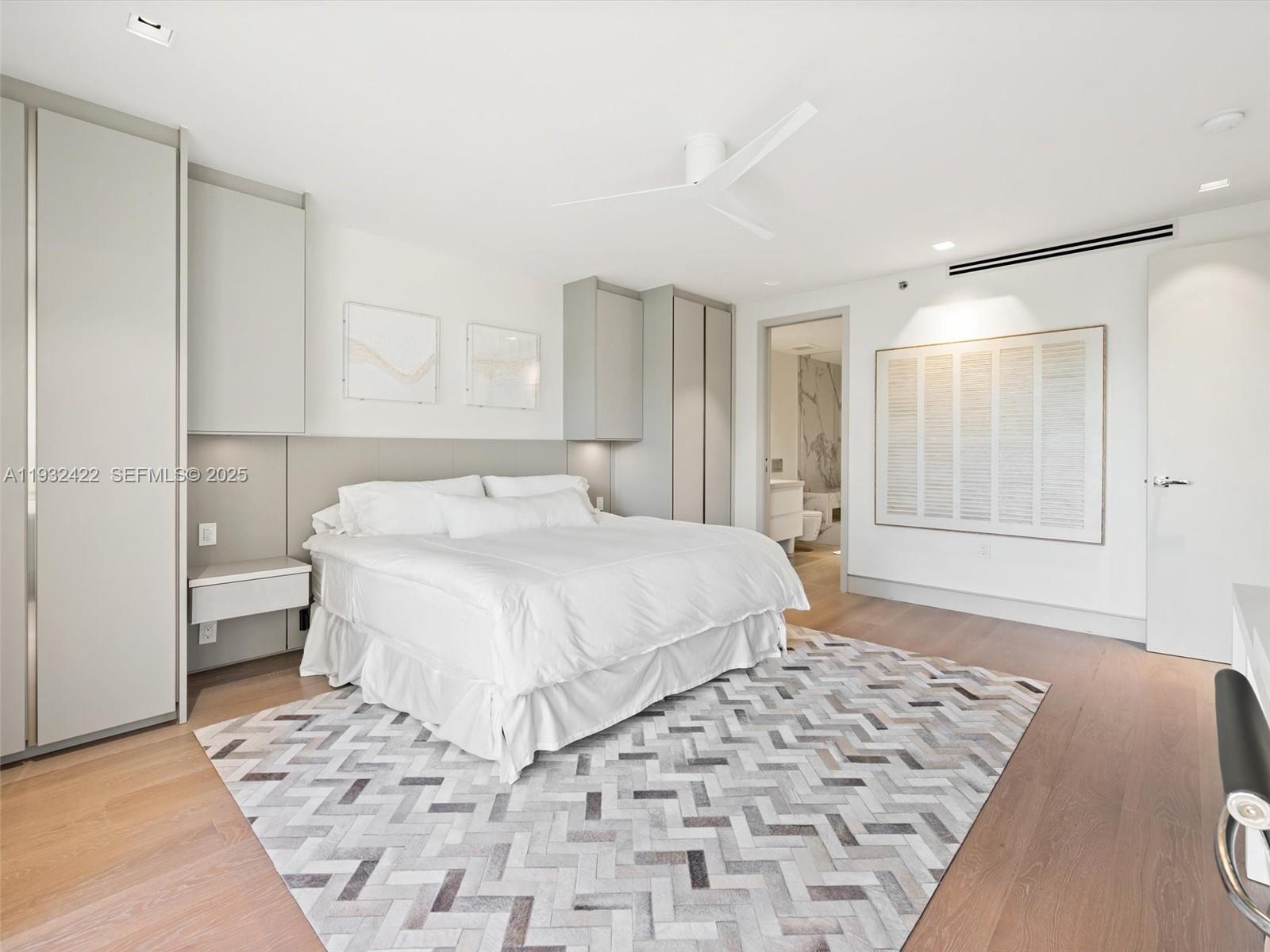 OCEANSIDE @ FISHER ISL CO - Residential