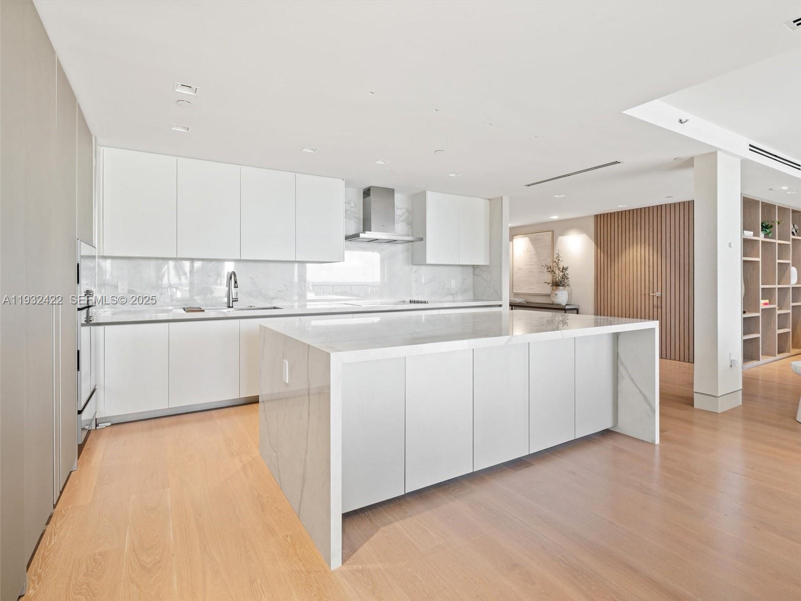 OCEANSIDE @ FISHER ISL CO - Residential