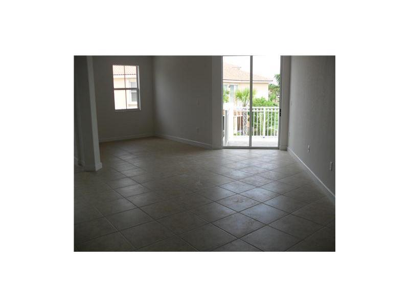 Las Sevillas - Residential Lease