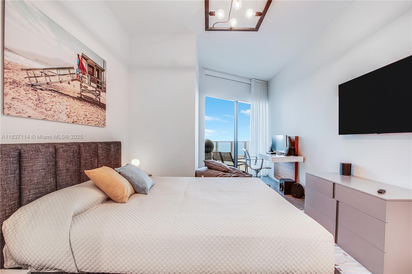 BRICKELL FLATIRON CONDO - Residential