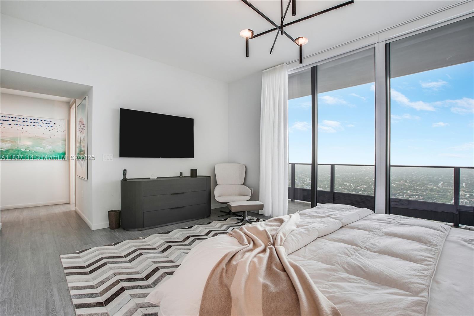BRICKELL FLATIRON CONDO - Residential