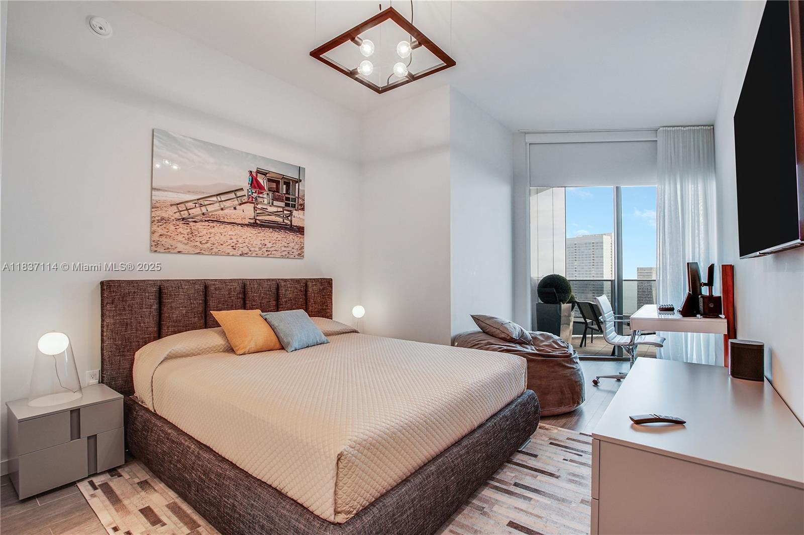 BRICKELL FLATIRON CONDO - Residential