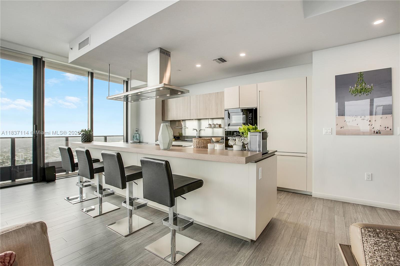 1000 Brickell plz PH6002