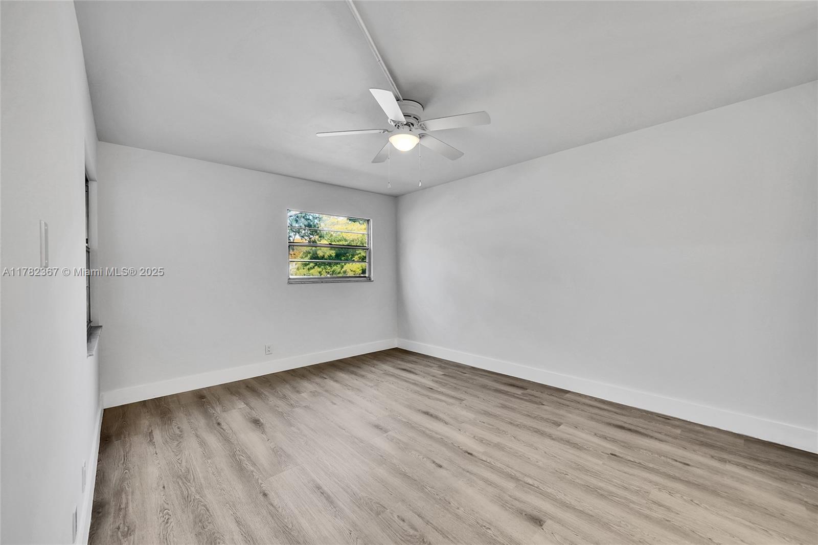 CAMBRIDGE AT CENTURY VILL - Residential