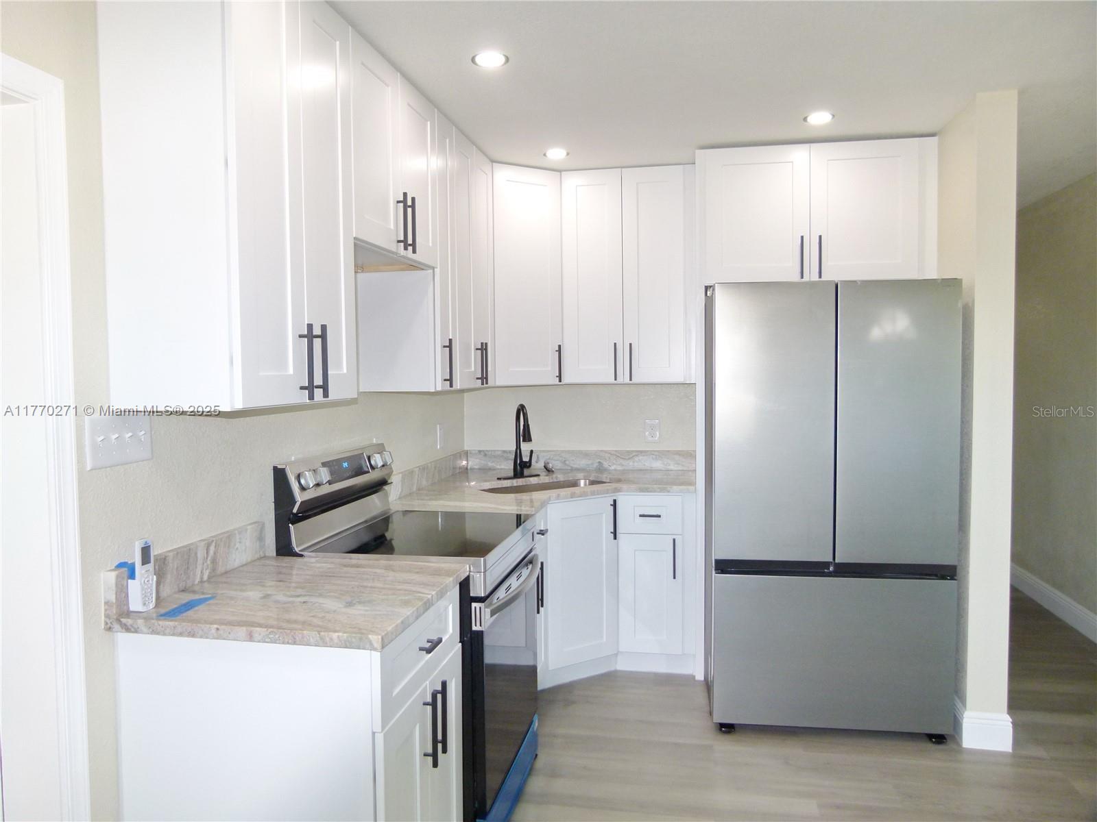 Lucy Island - Residential