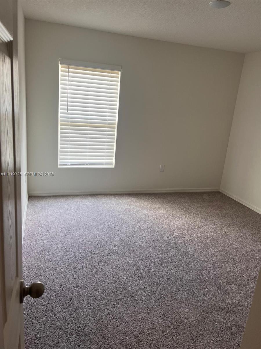 PORT ST LUCIE SECTION 25 - Residential Lease