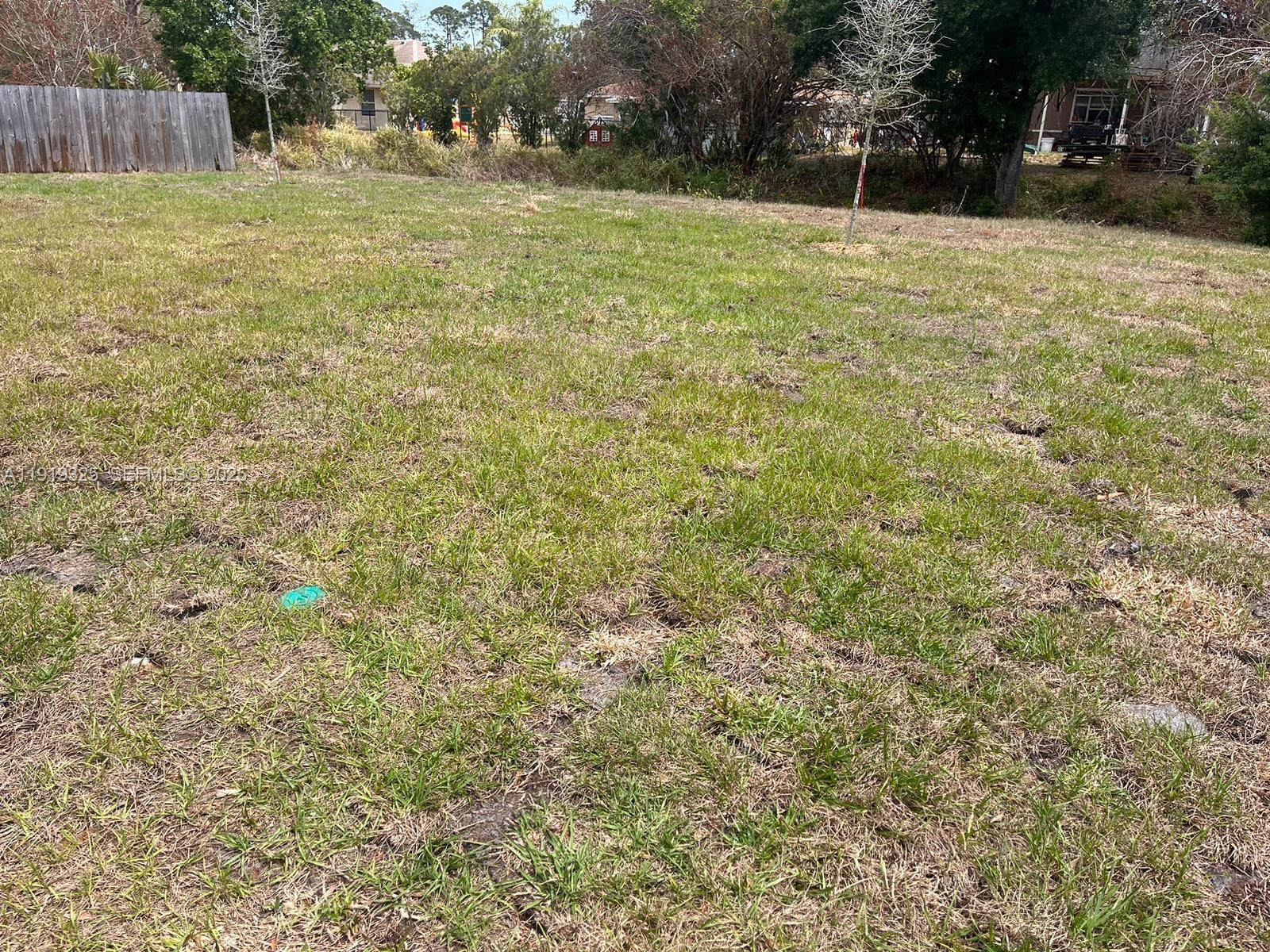 PORT ST LUCIE SECTION 25 - Residential Lease