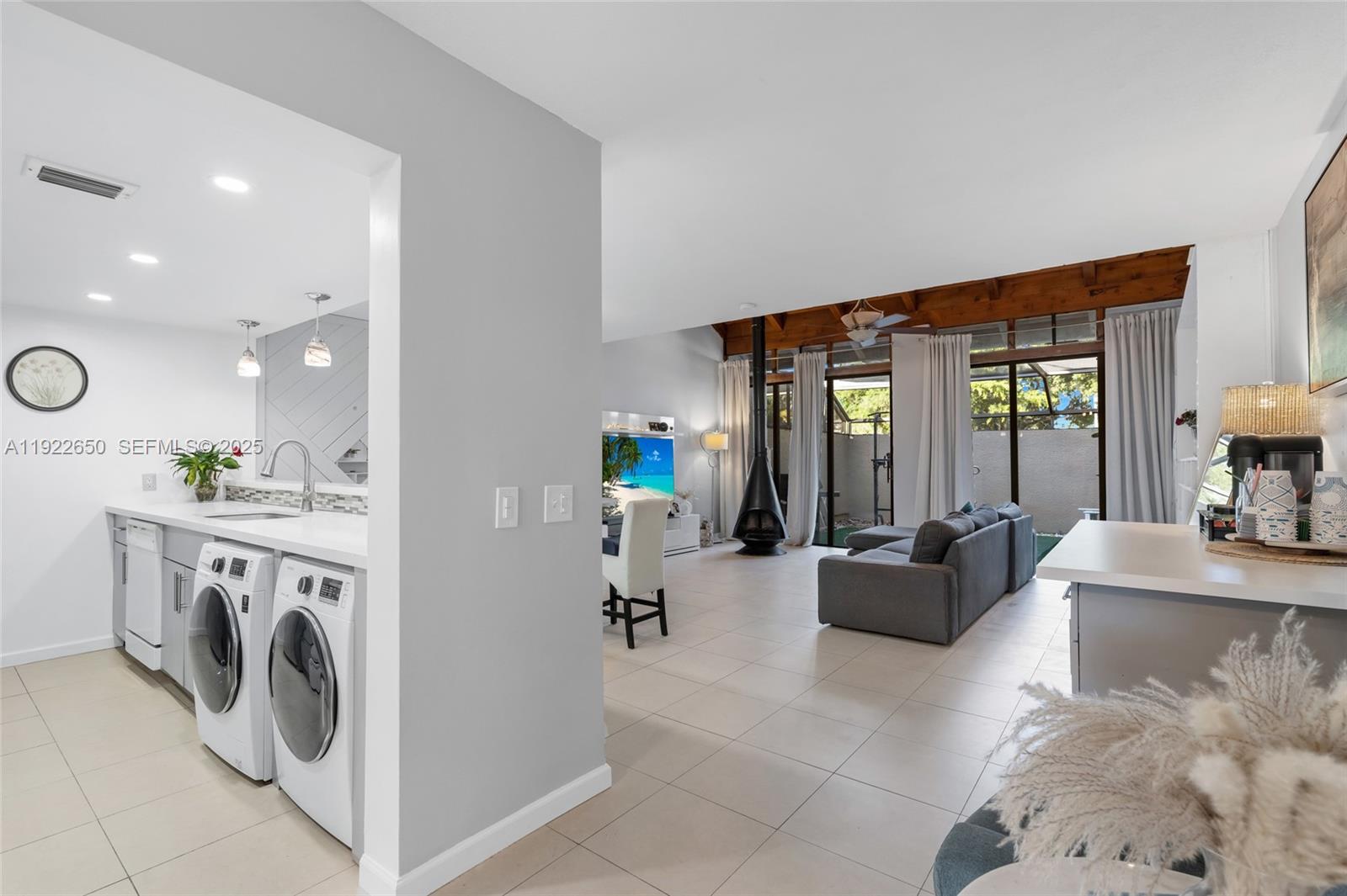 EVERGLADES SUGAR & LAND C - Residential