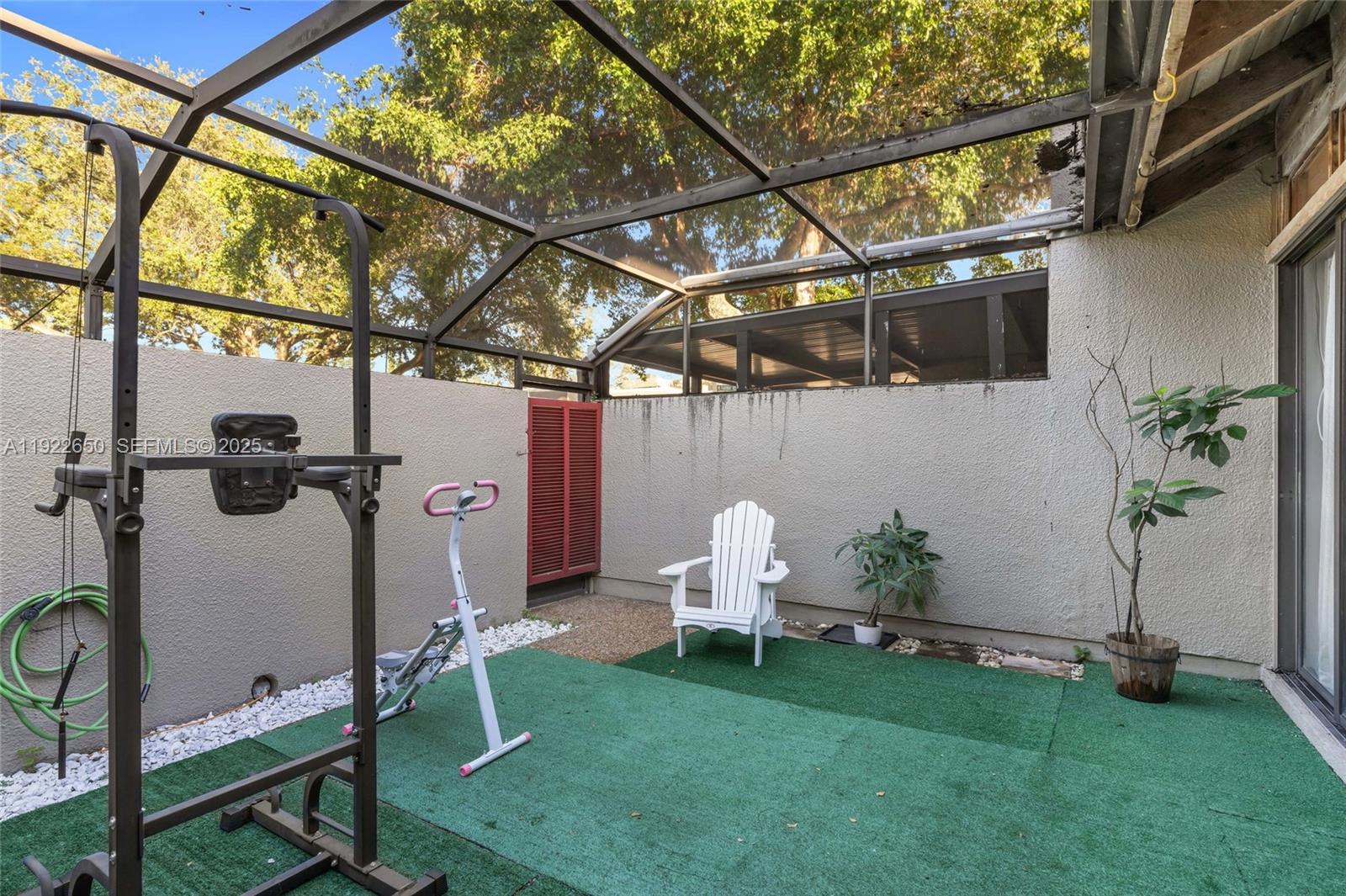 EVERGLADES SUGAR & LAND C - Residential