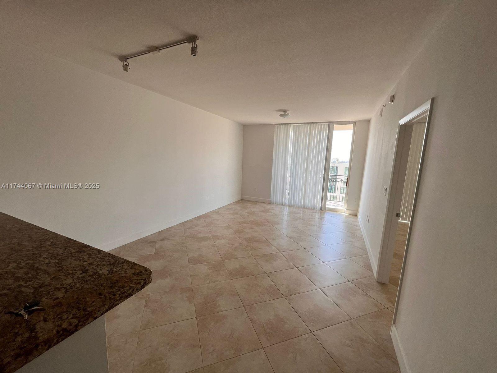 CITYPLACE SOUTH TOWER CON - Residential Lease