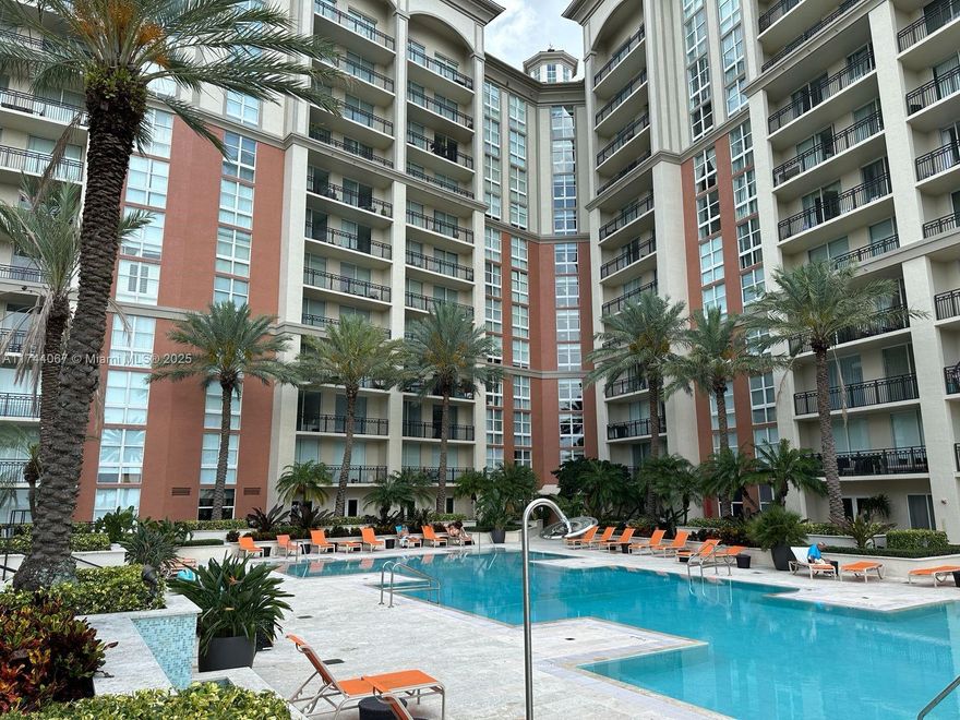 LIVE IN THE HEART OF WEST PALM BEACH IN THIS BEAUTIFUL AND BRIGHT CONDO. ENJOY THE POOL, GYM, HOT TUB, SUMMER KITCHEN IN YOUR BUILDING. EXCELLENT LOCATION WALK TO SHOPPING, THEATER, RESTAURANTS AND BARS. UNIT HAS DOUBLE BALCONY. TENANT OCCUPIED, EASY TO SHOW. LANDLORD REQUIERES THREE MONTHS TO GET IN. FIRST, LAST AND ONE MONTH DEPOSIT. NO PETS