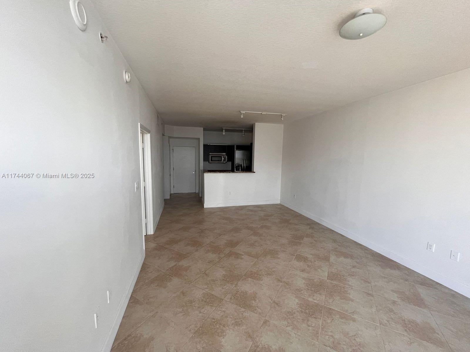 CITYPLACE SOUTH TOWER CON - Residential Lease