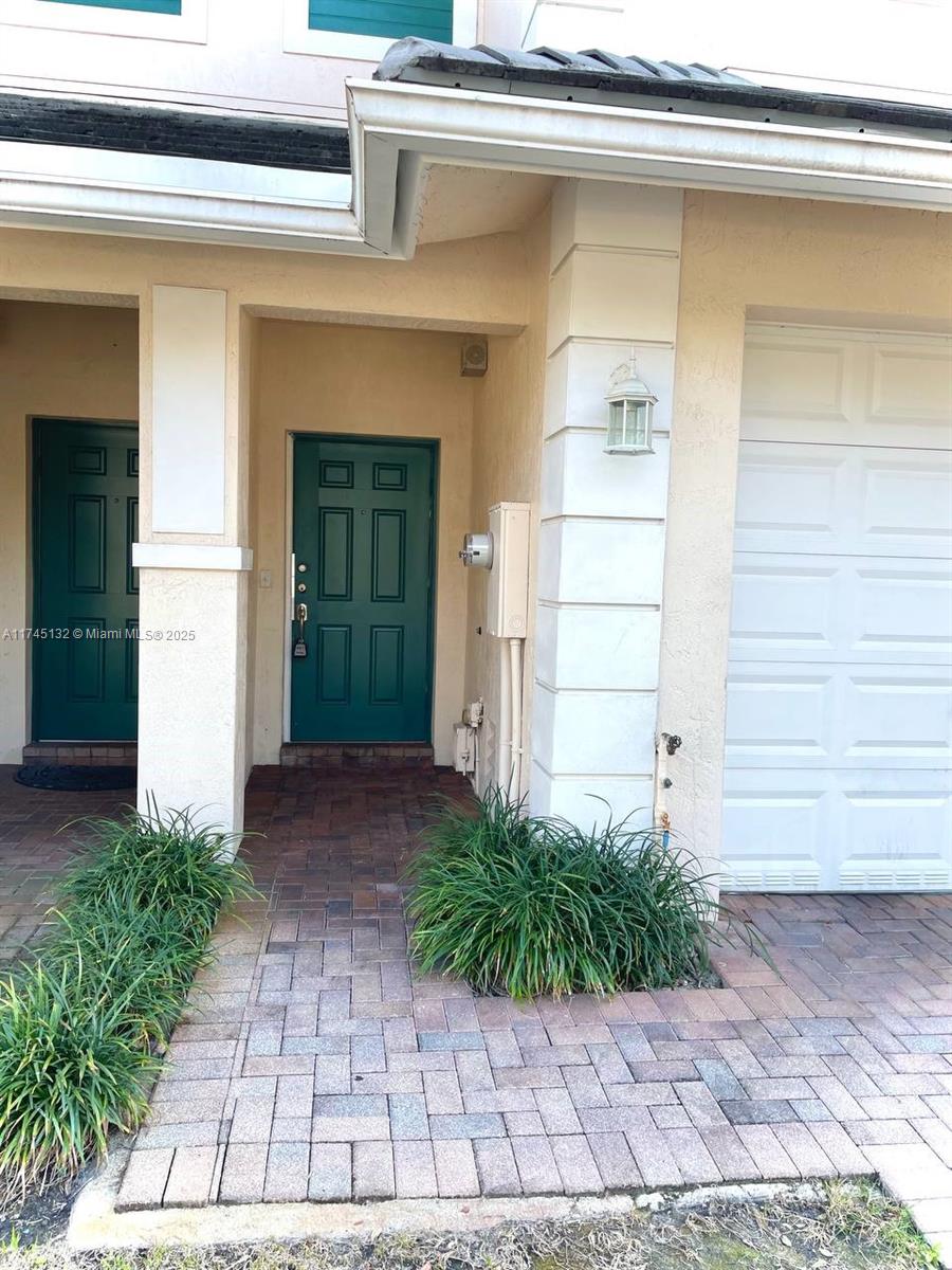 2976 NW 30th Ct