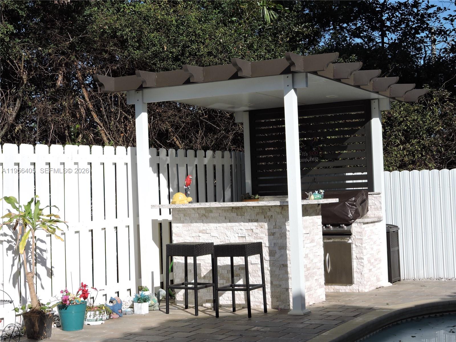 LANDINGS - Residential