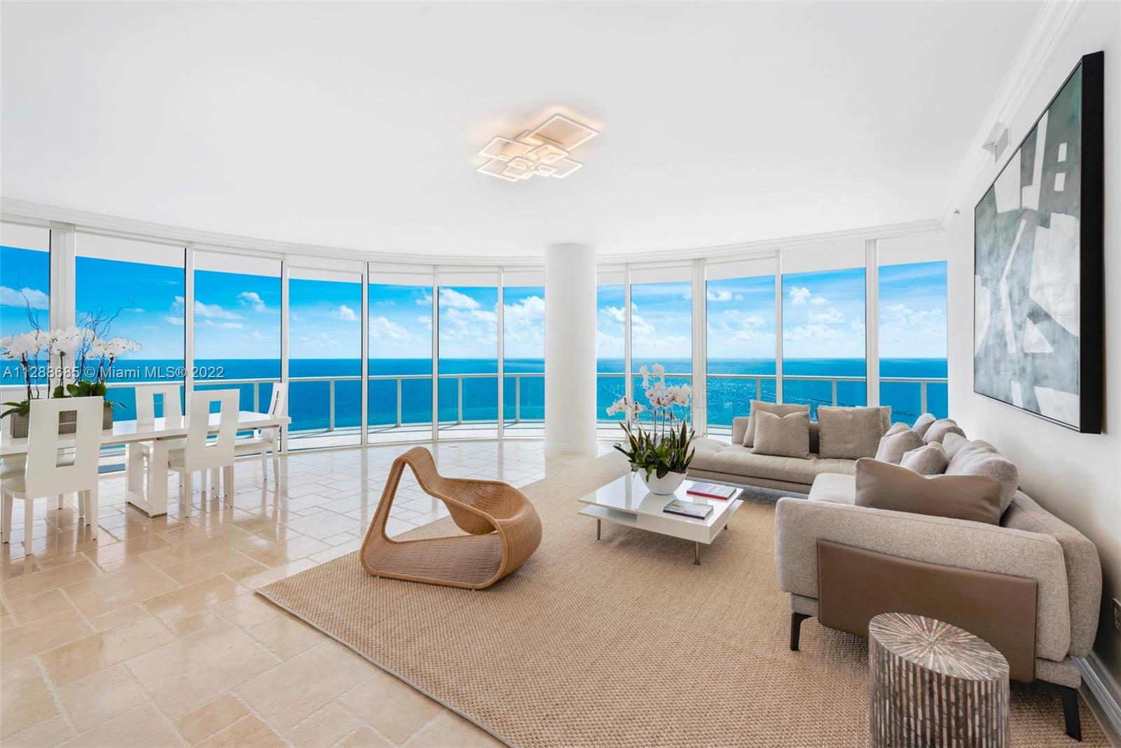 CONTINUUM ON SOUTH BEACH - Residential