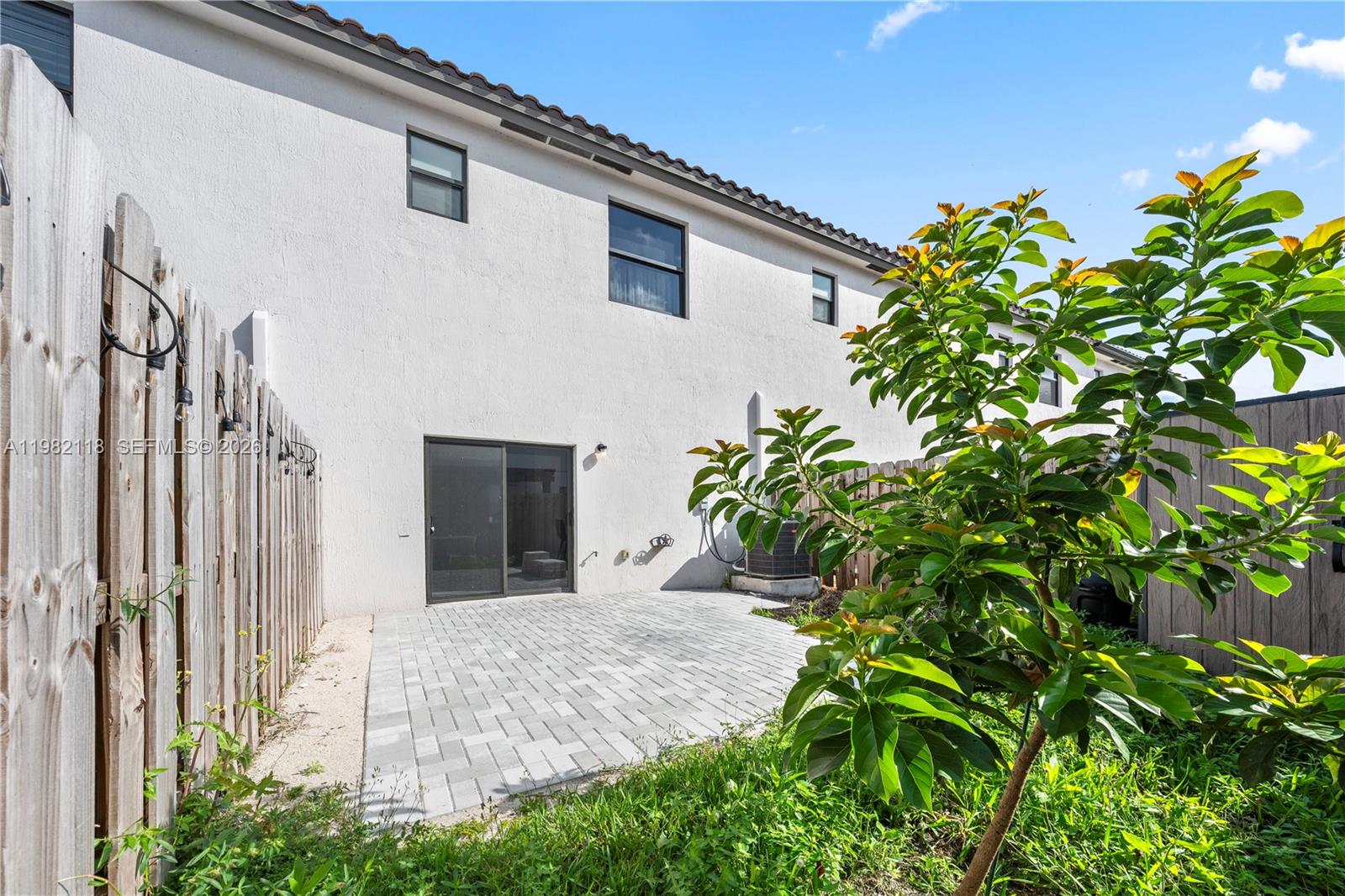 SILVER PALM RESIDENTIAL H - Residential