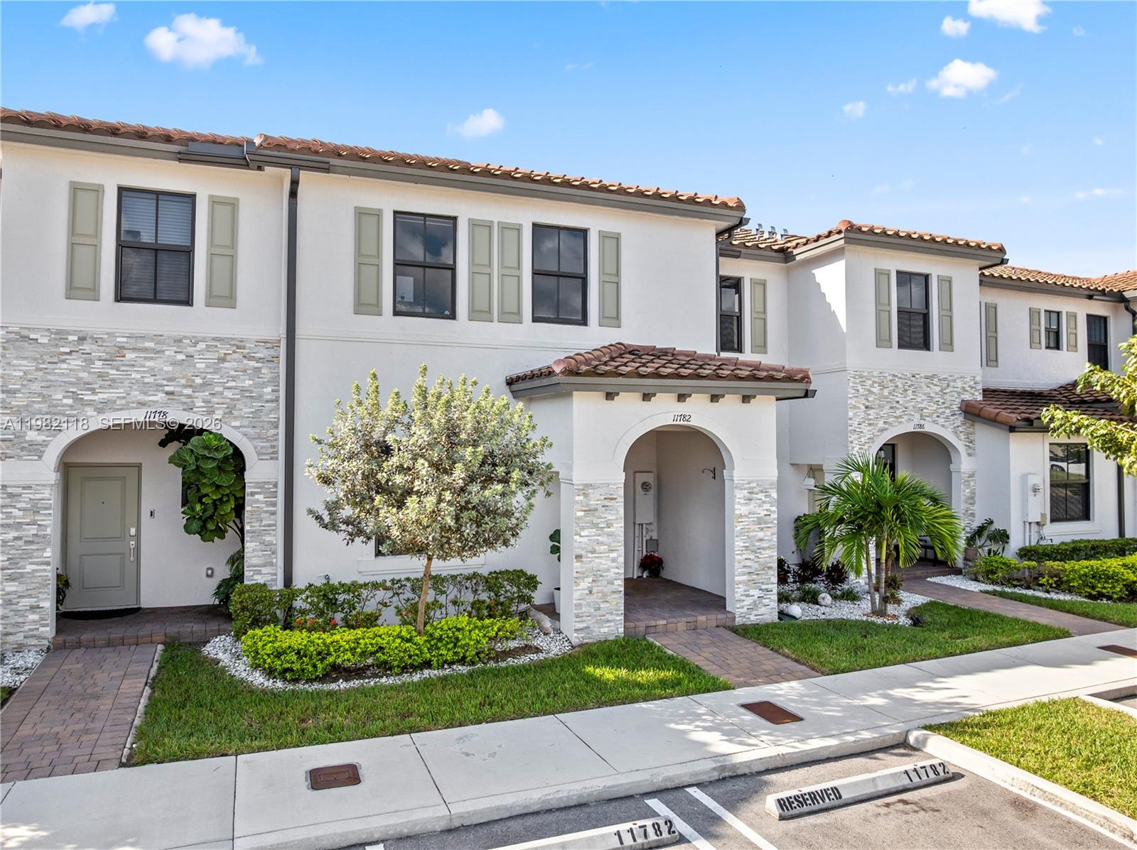 SILVER PALM RESIDENTIAL H - Residential