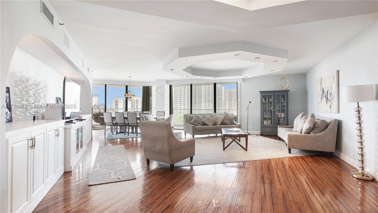 TURNBERRY ISLE CONDO - Residential