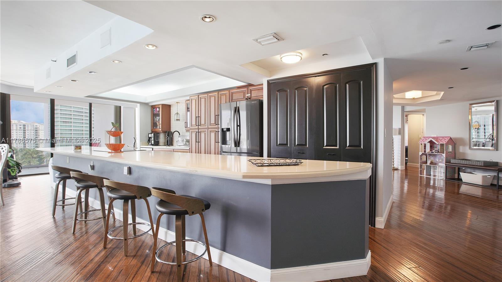 TURNBERRY ISLE CONDO - Residential