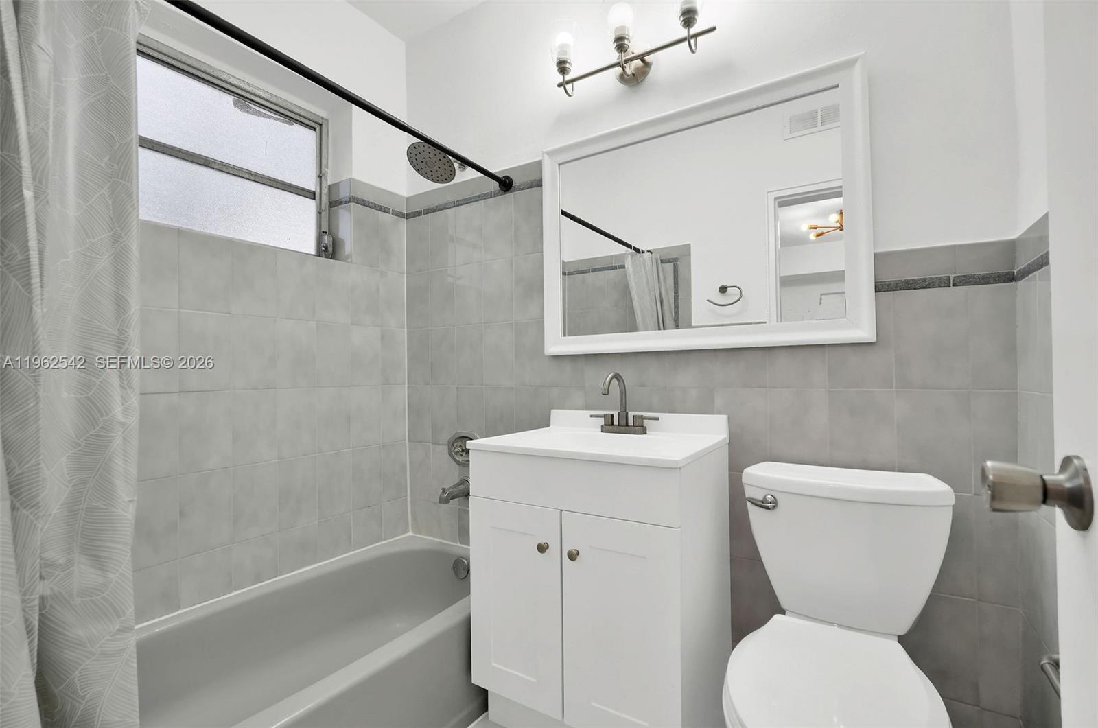 LAKE VIEW SUB AMD - Residential Lease