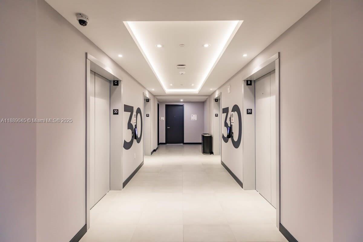 MAP OF MIAMI DADE CO. FL. - Residential