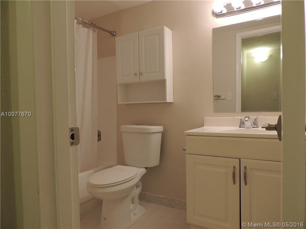 Monterey Gdns/Pinecrest - Residential Lease