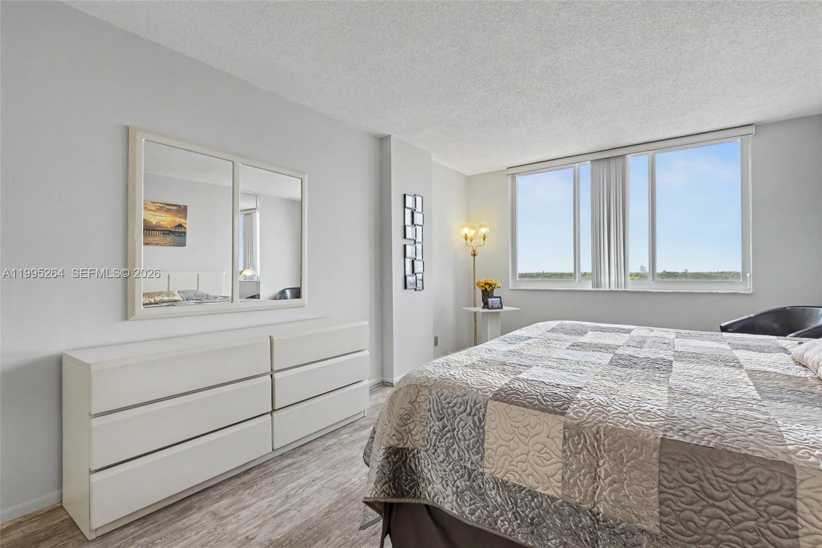 HILLCREST EAST NO 24 COND - Residential