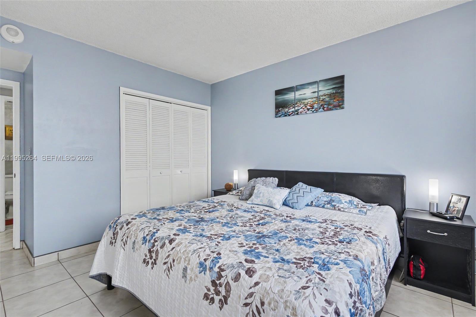 HILLCREST EAST NO 24 COND - Residential