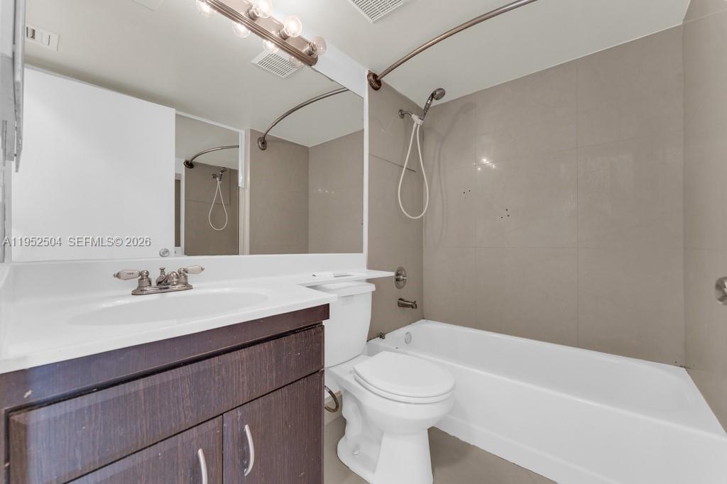 PARC CENTRAL AVENTURA EAS - Residential