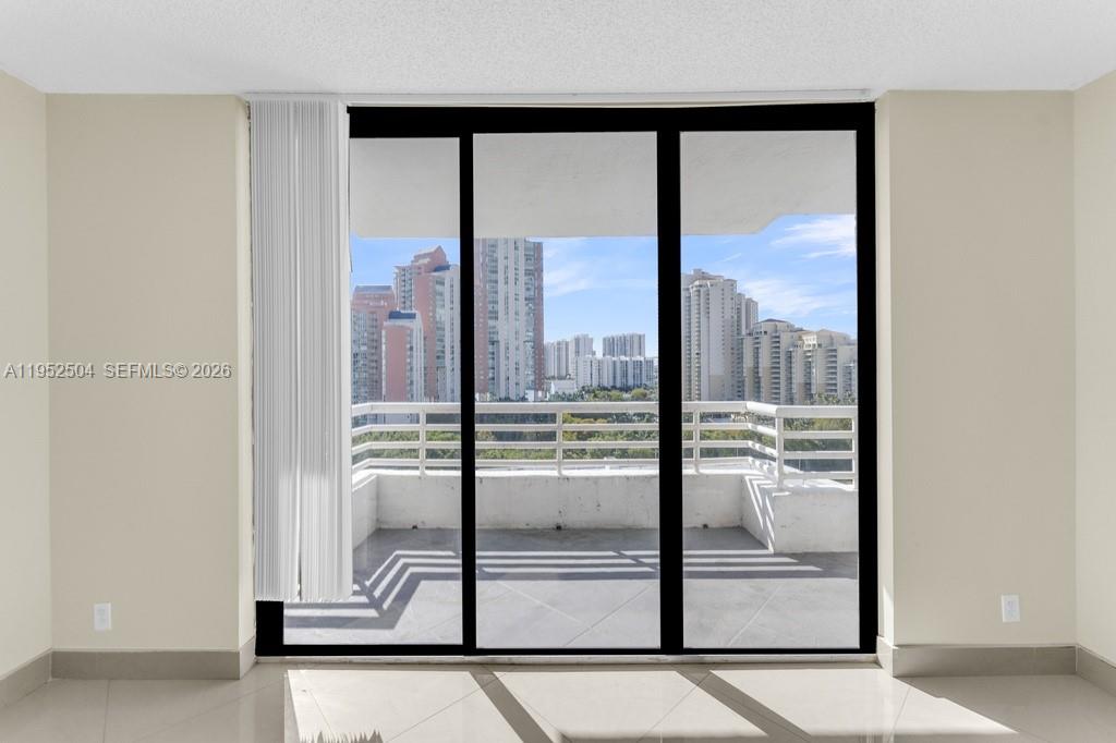 3300 NE 192nd St 1414