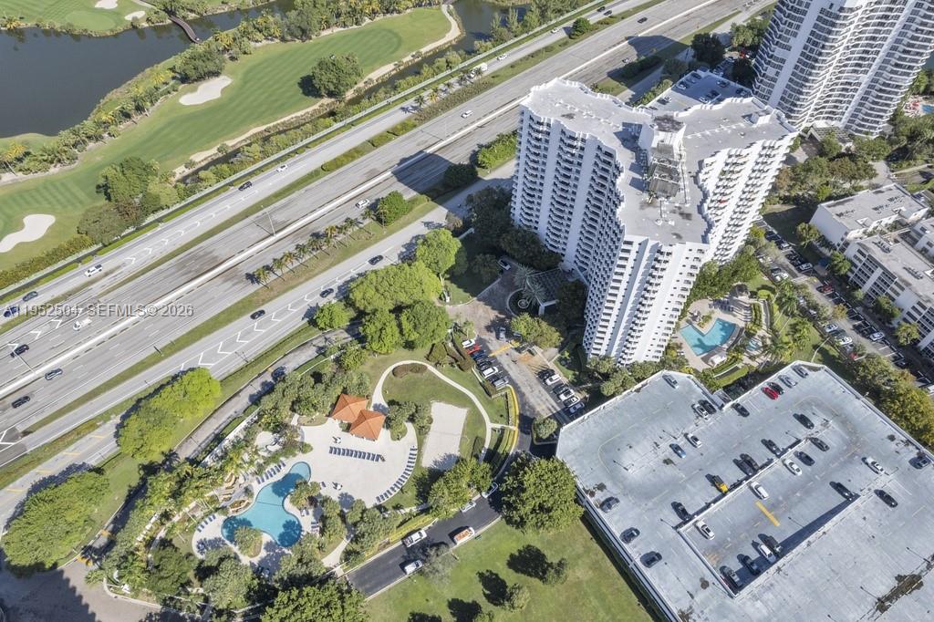 PARC CENTRAL AVENTURA EAS - Residential