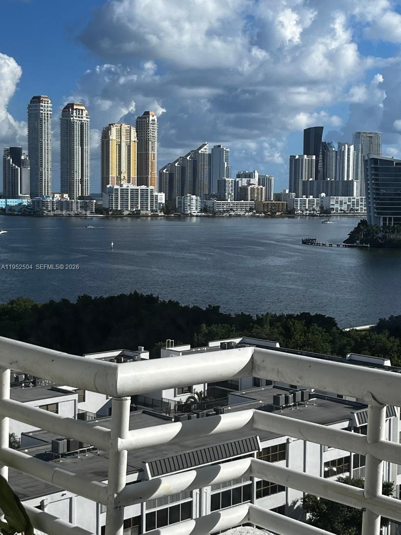 3300 NE 192nd St 1414