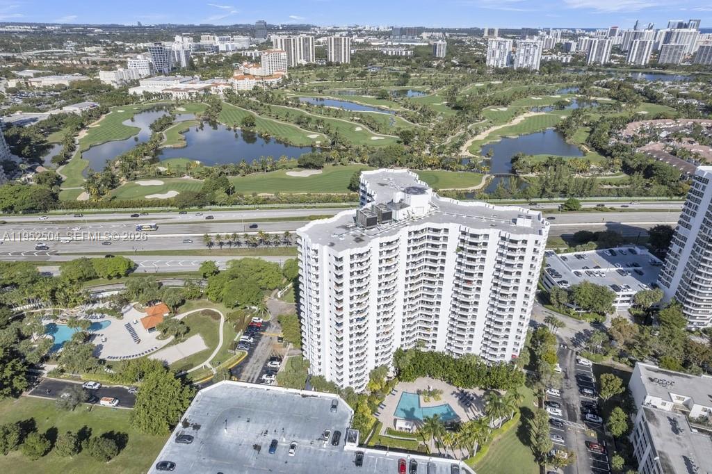 PARC CENTRAL AVENTURA EAS - Residential