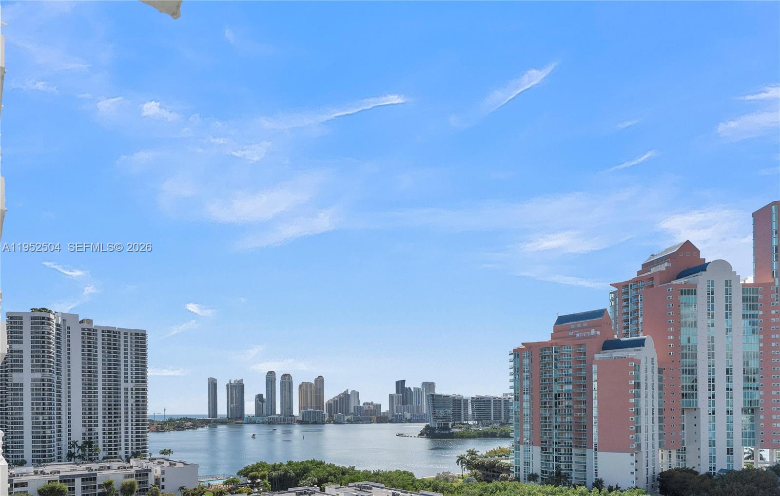 PARC CENTRAL AVENTURA EAS - Residential