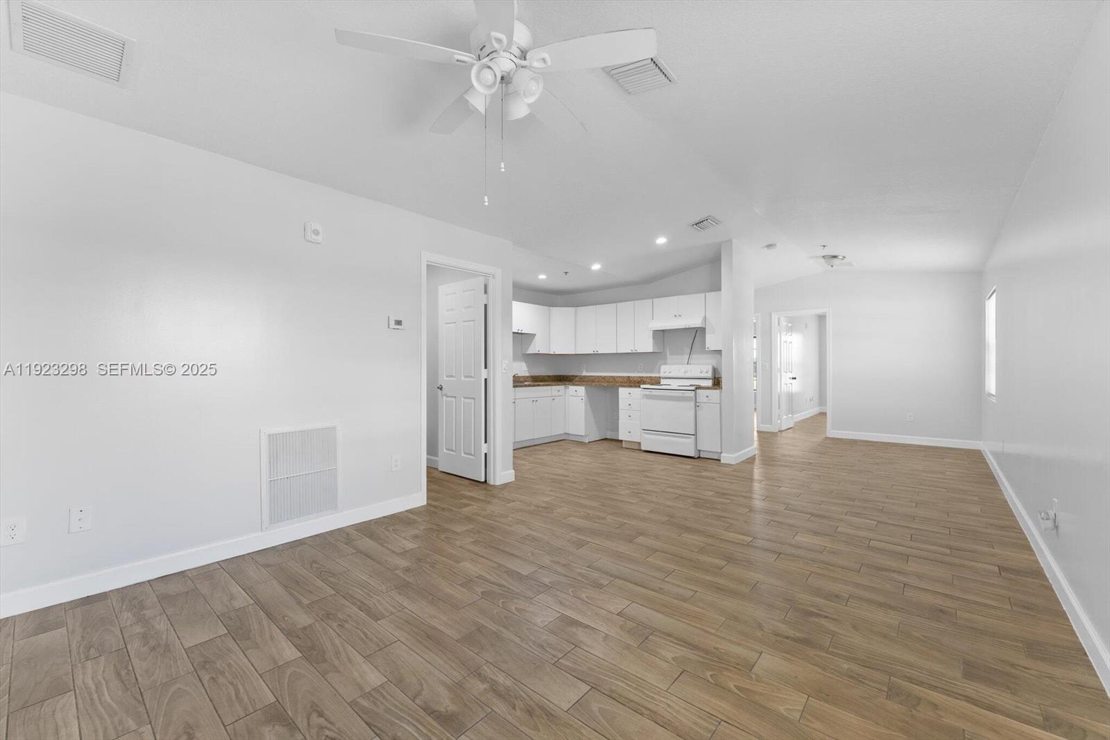 RIVIERA IN PB 2 - Residential Lease