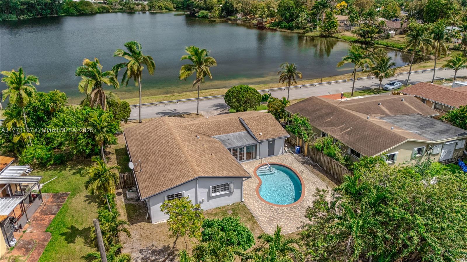 18400 Ne 8th Ave, North Miami Beach, Miami-Dade County, Florida - 3 Bedrooms  
2 Bathrooms - 
