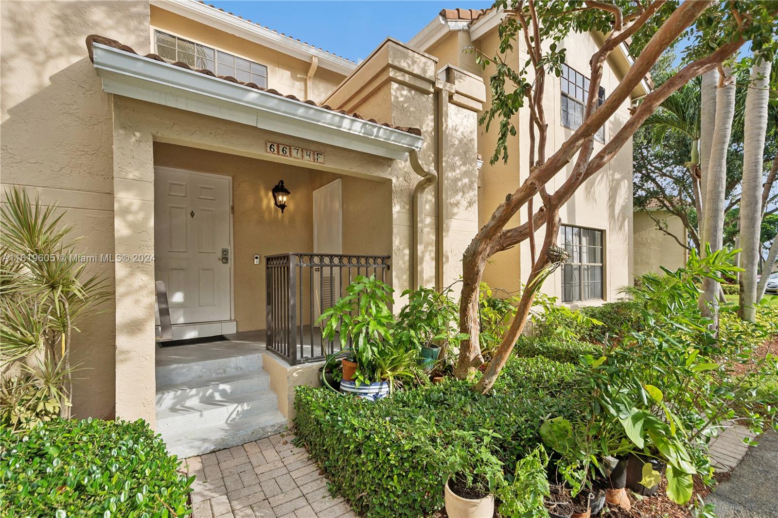 MONTEGO BAY AT BOCA POINT - Residential Lease