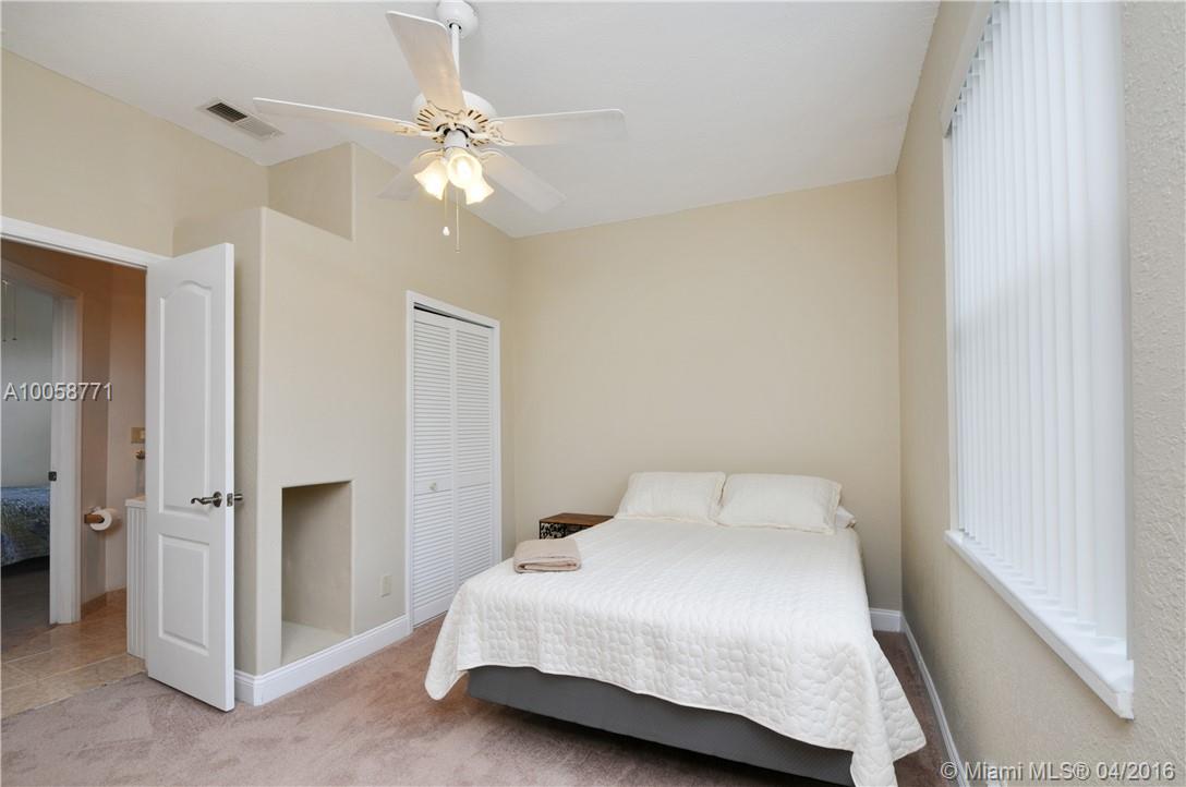 CAPE ORLANDO ESTATES - Residential